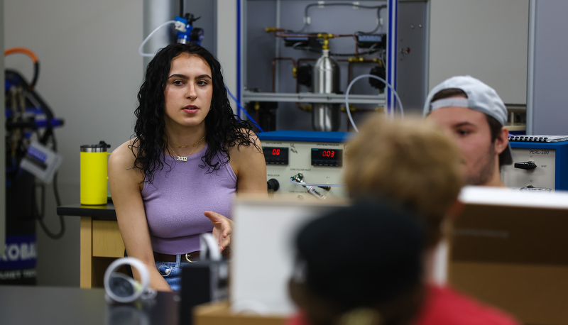 High school students attending engineering day