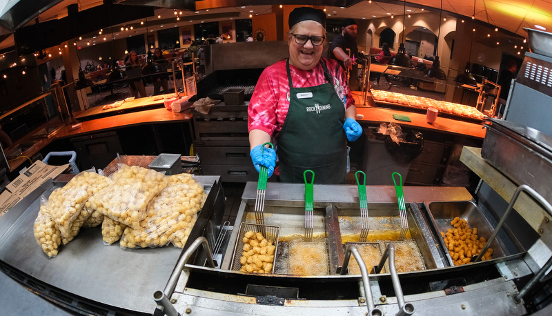 Students enjoy late night breakfast