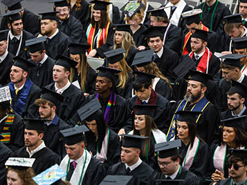 Thumbnail for SRU hosting 2023 fall commencement ceremony Dec. 9 