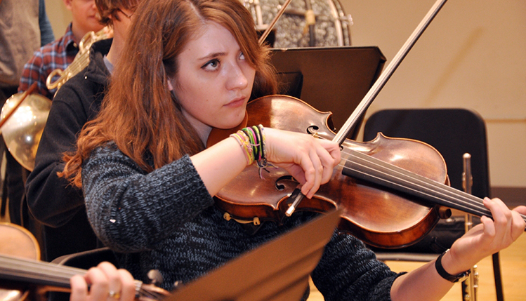 Student plays the violin